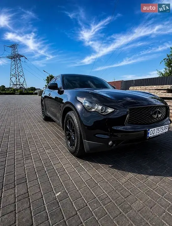 Infiniti Qx70 2017 photo 2