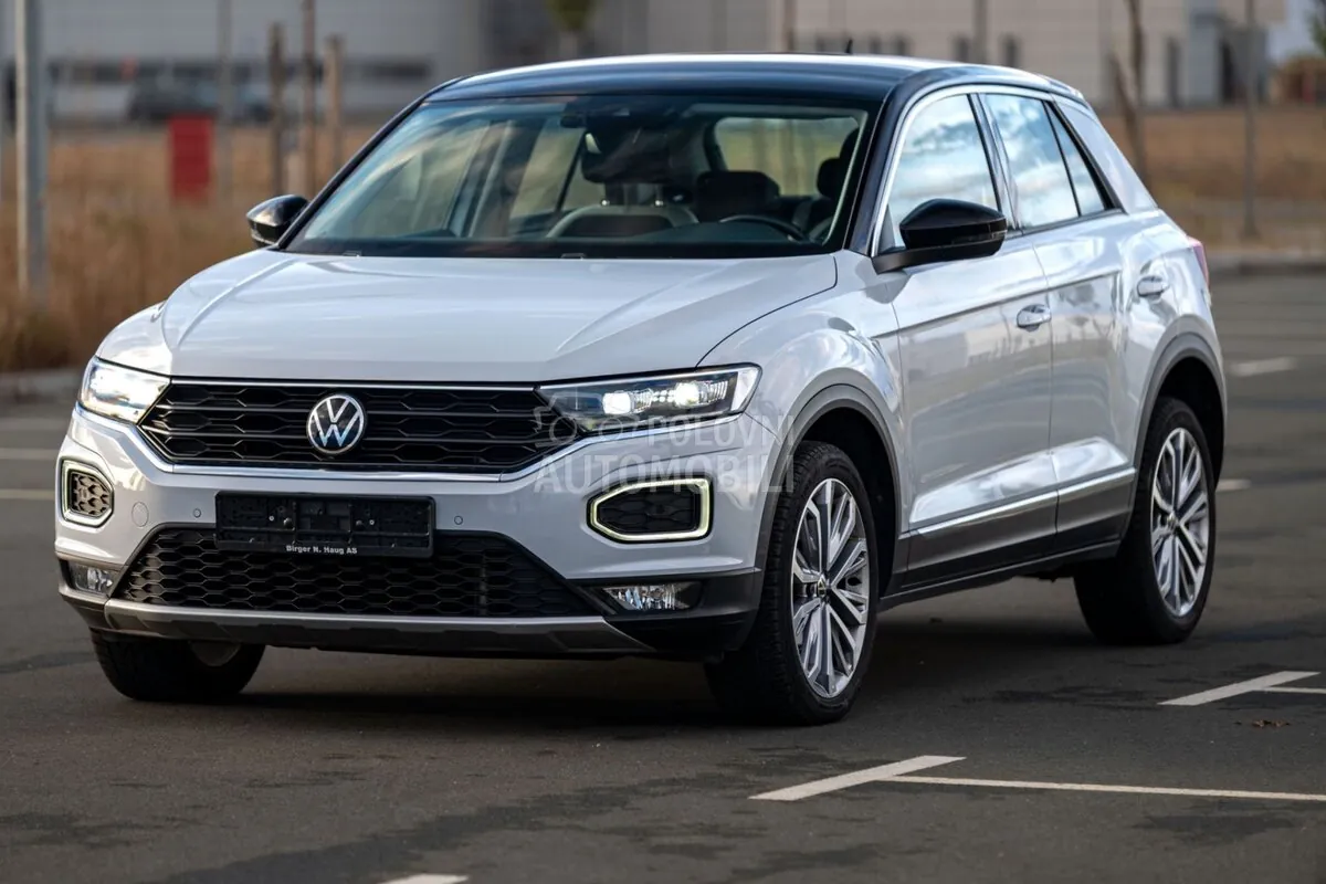 Volkswagen T-Roc 2021 photo 2