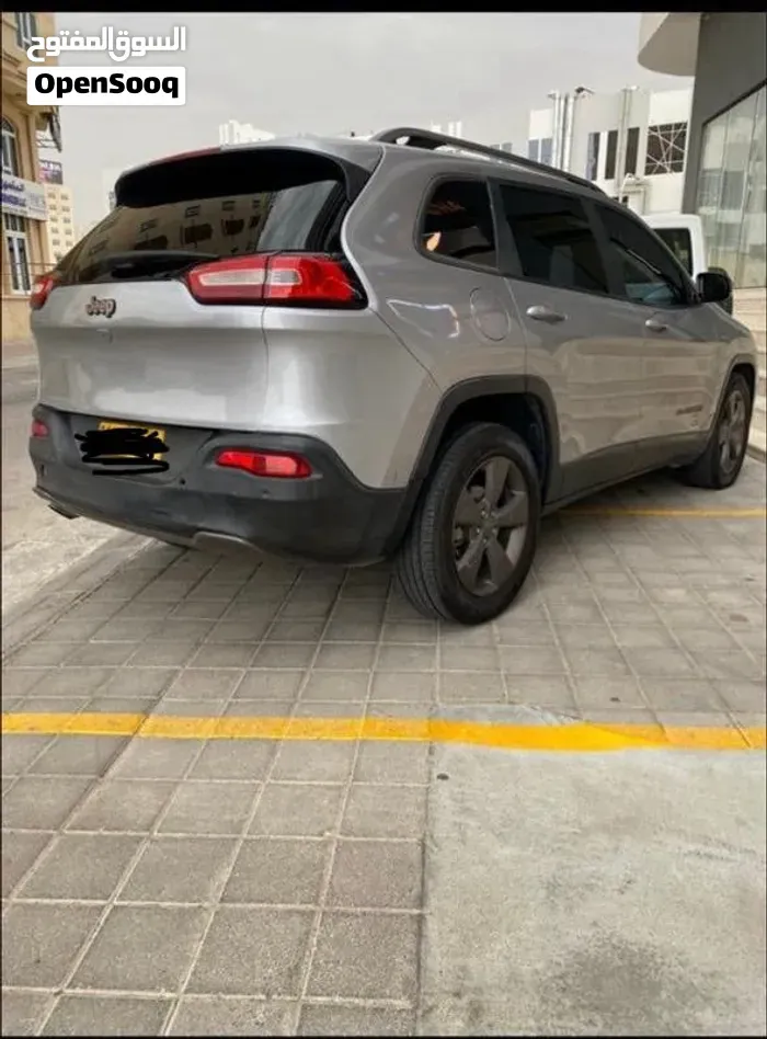 Jeep Cherokee 2016 photo 3