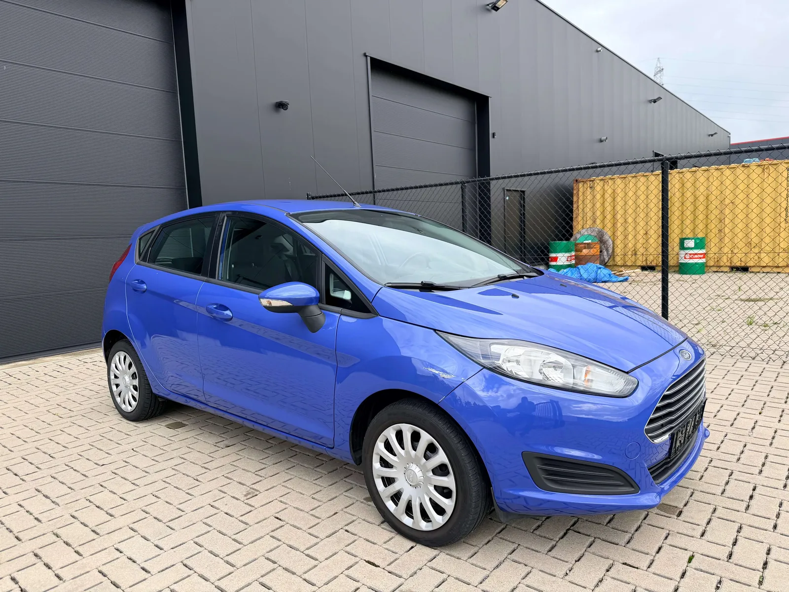 Ford Fiesta 2013 photo 3