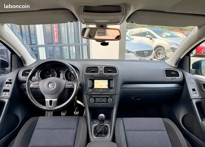 Volkswagen Golf 2012 photo 5