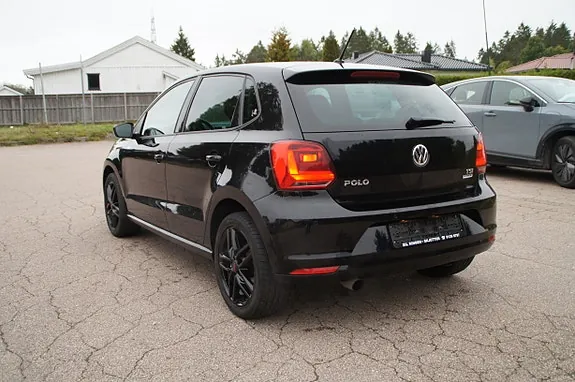 Volkswagen Polo 2015 photo 3