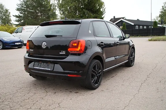 Volkswagen Polo 2015 photo 5