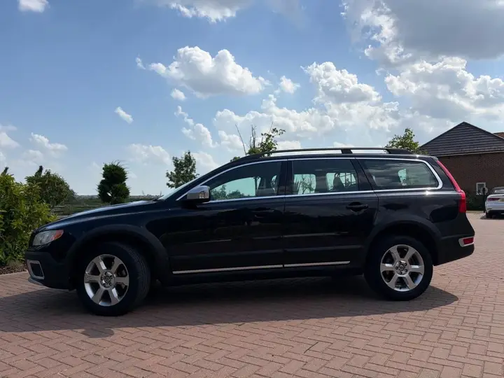 Volvo Xc70 2009 photo 2