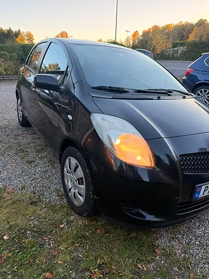 Toyota Yaris 2007 photo 3