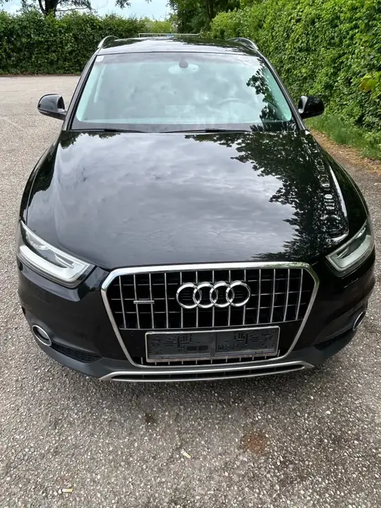 Audi Q3 2013 photo 2