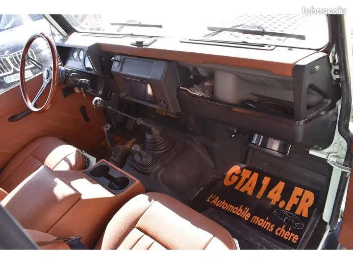Land Rover Defender 1995 photo 3