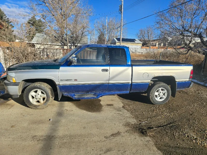 Dodge Ram 1500 1996 photo 2