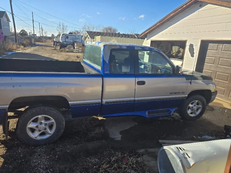 Dodge Ram 1500 1996 photo 5