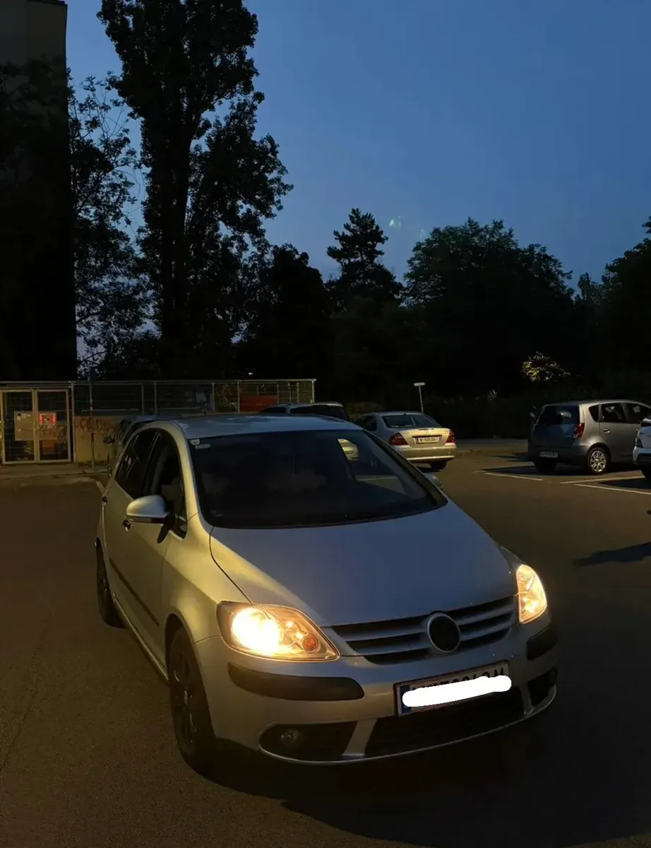 Volkswagen Golf 2006 photo 2