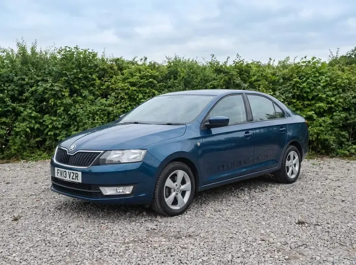 Skoda Rapid 2013 photo 4