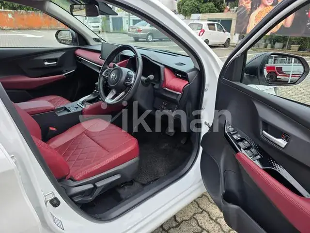 Toyota Yaris Ativ 2024 photo 4