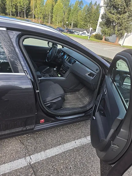 Peugeot 508 2013 photo 4