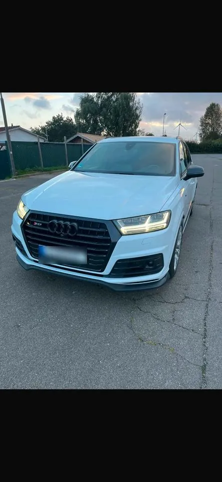 Audi Sq7