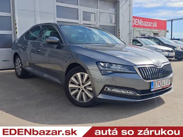 Skoda Superb 2023 photo 4