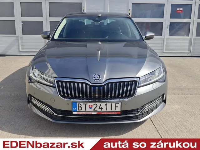 Skoda Superb 2023 photo 3
