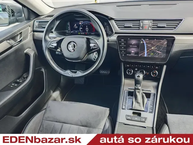 Skoda Superb 2023 photo 2