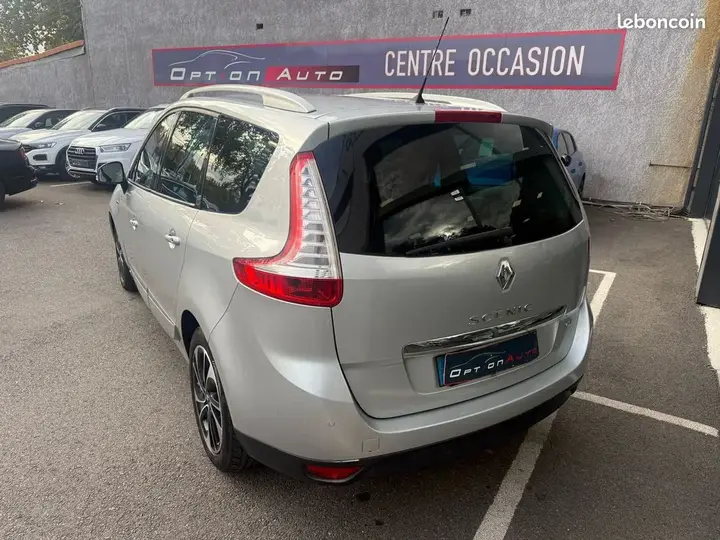 Renault Grand Scenic 2014 photo 3