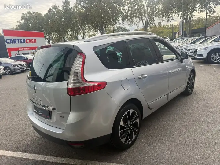Renault Grand Scenic 2014 photo 4