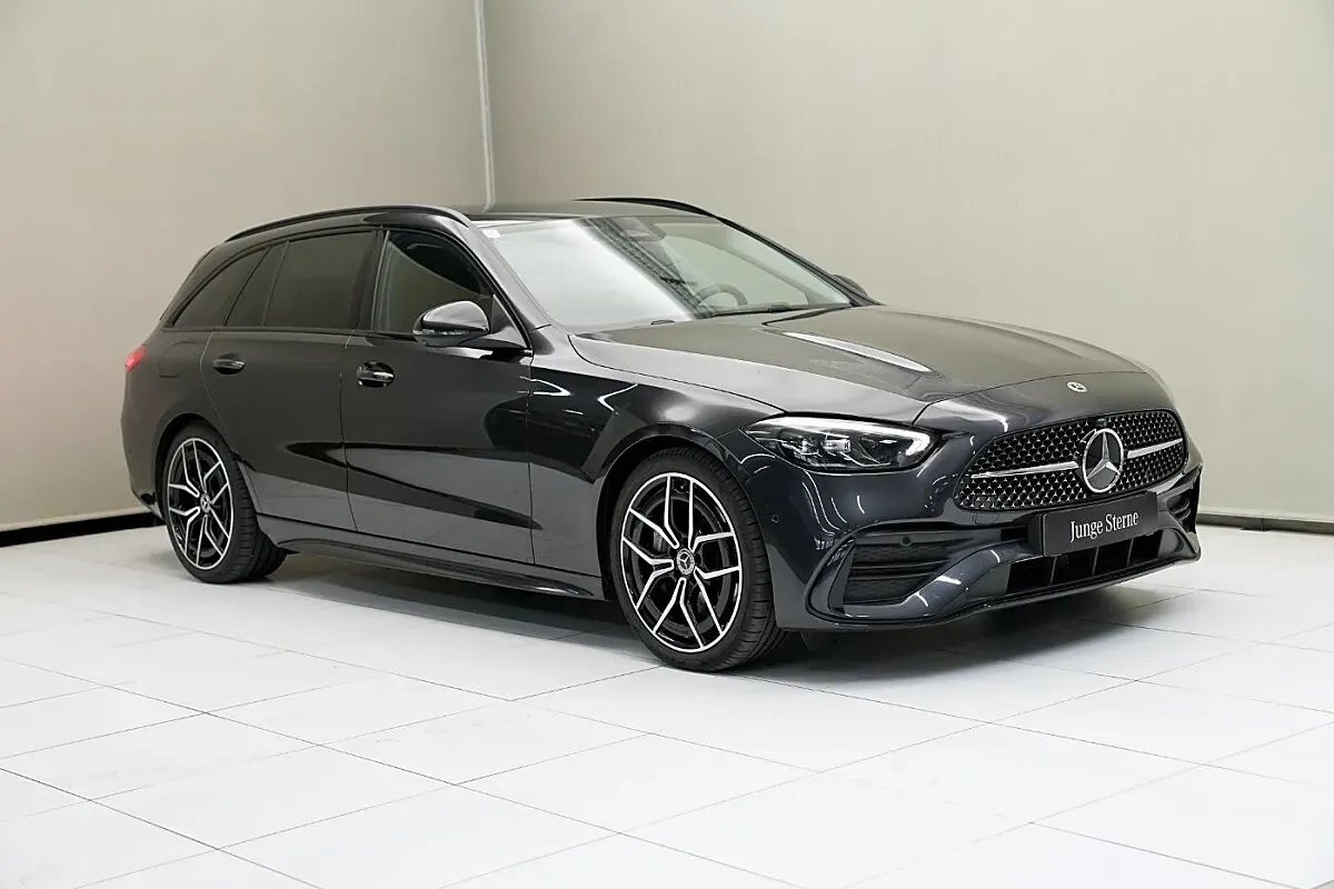 Mercedes-Benz C-Class 2025 photo 2