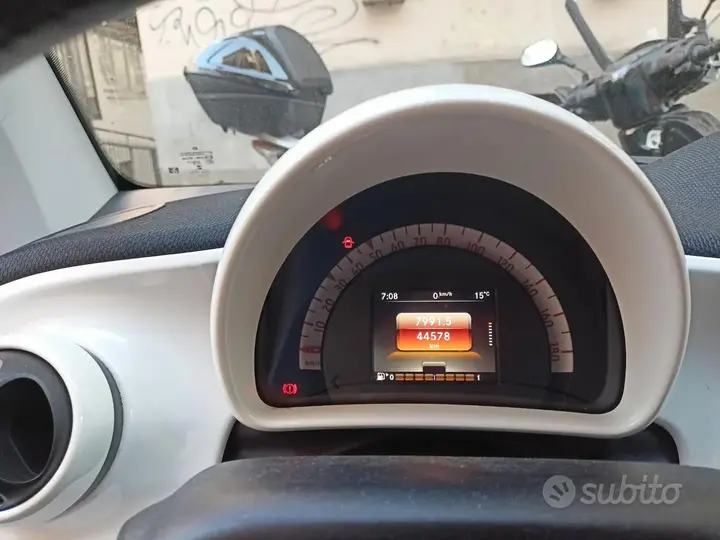 Smart Fortwo 2015 photo 2