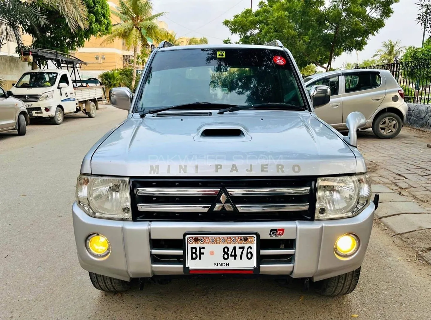 Mitsubishi Pajero Mini