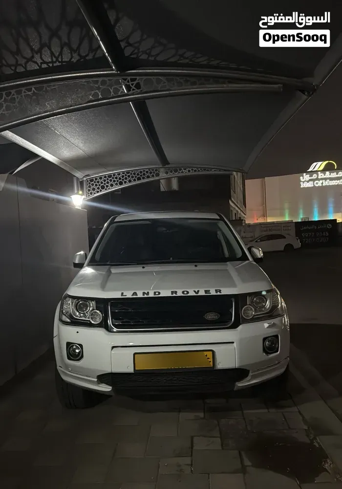 Land Rover Lr2 2014 photo 2