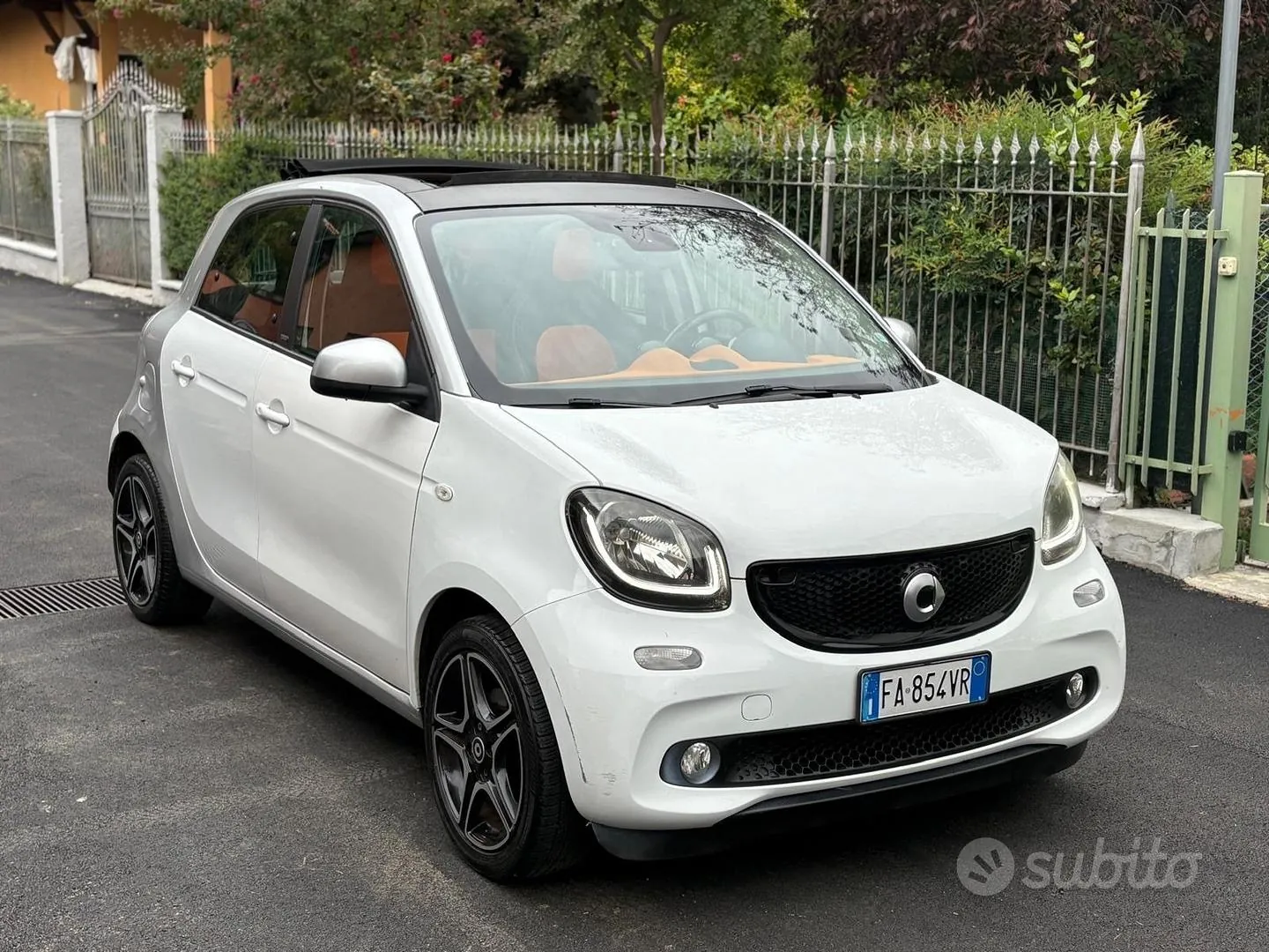 Smart Forfour 2015 photo 2