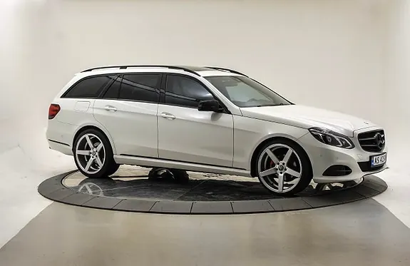 Mercedes-Benz E220 2014 photo 4