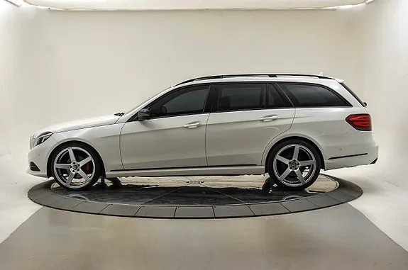 Mercedes-Benz E220 2014 photo 2