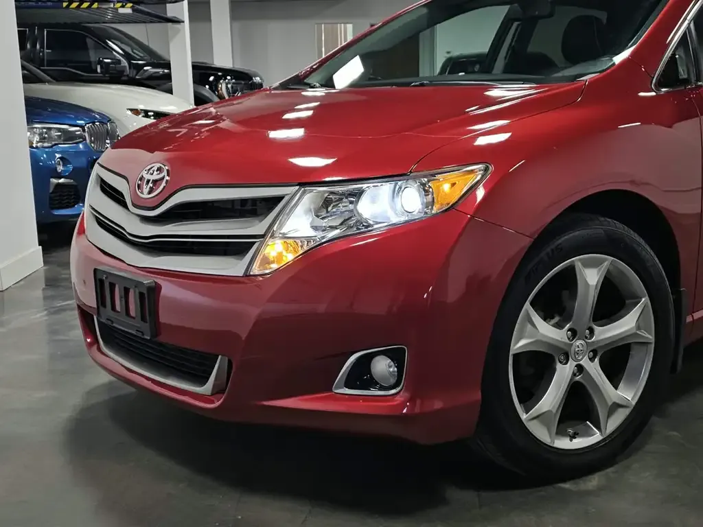 Toyota Venza 2014 photo 2