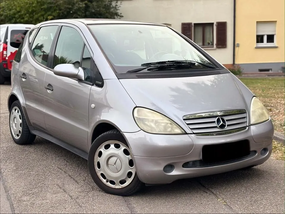 Mercedes-Benz A160