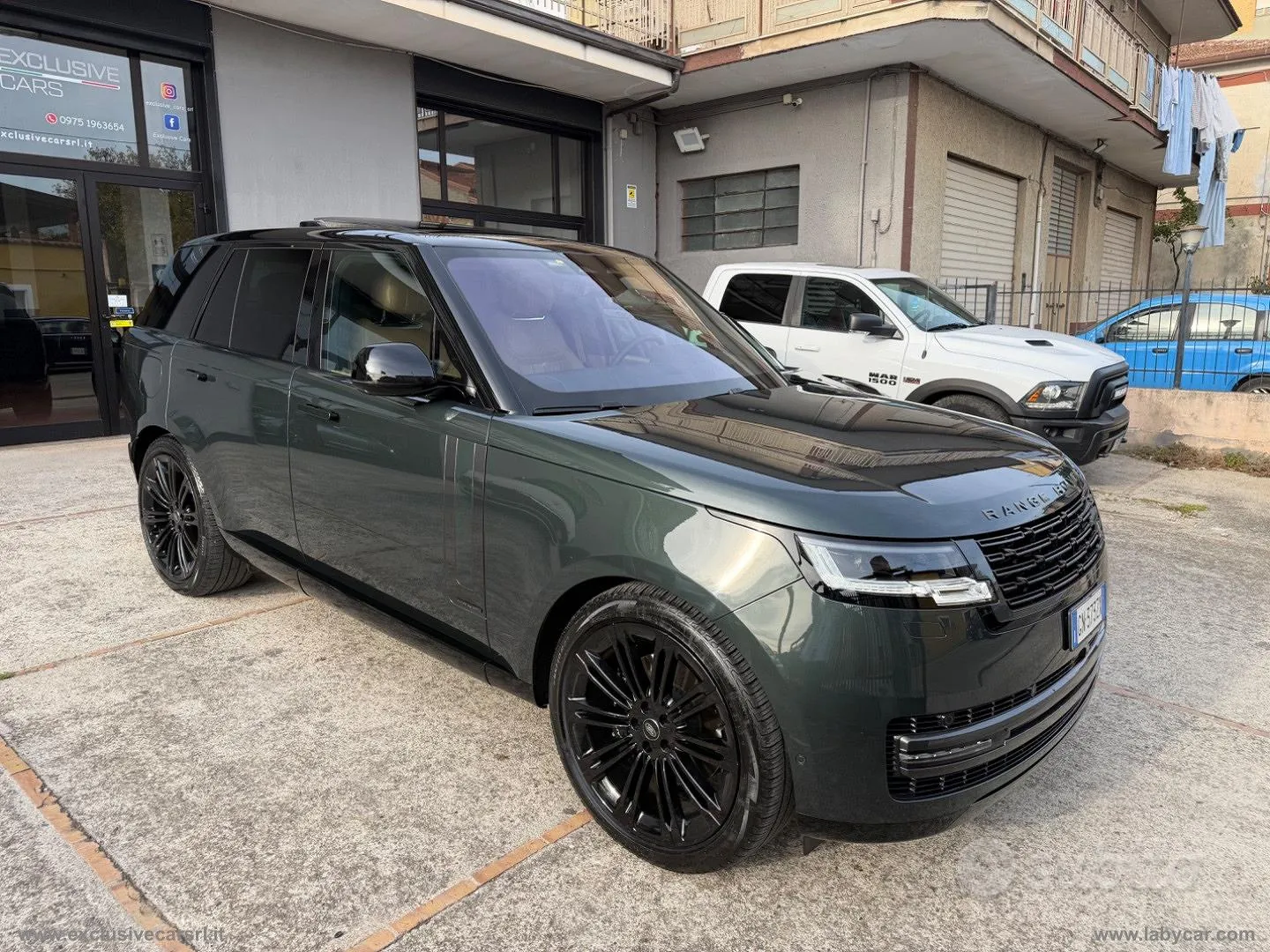 Land Rover Range Rover 2023 photo 2