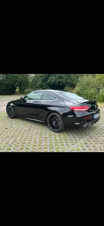 Mercedes-Benz C63 Amg Coupé