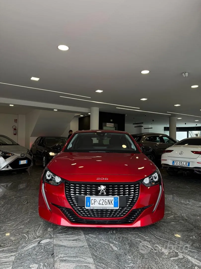 Peugeot 208 2023 photo 3
