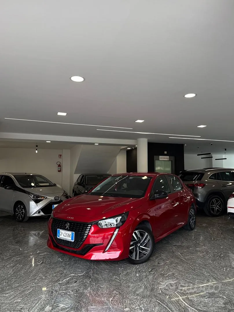 Peugeot 208