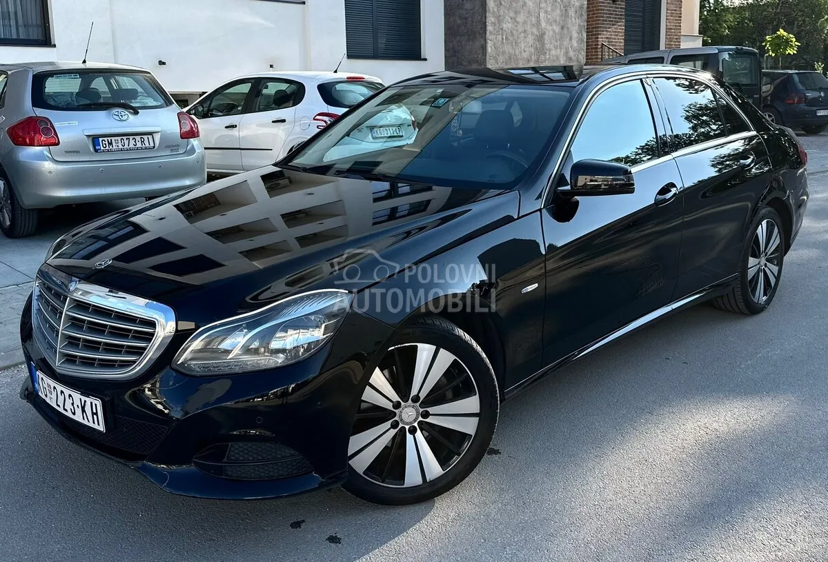 Mercedes-Benz E 200