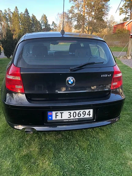 BMW 118D 2009 photo 5