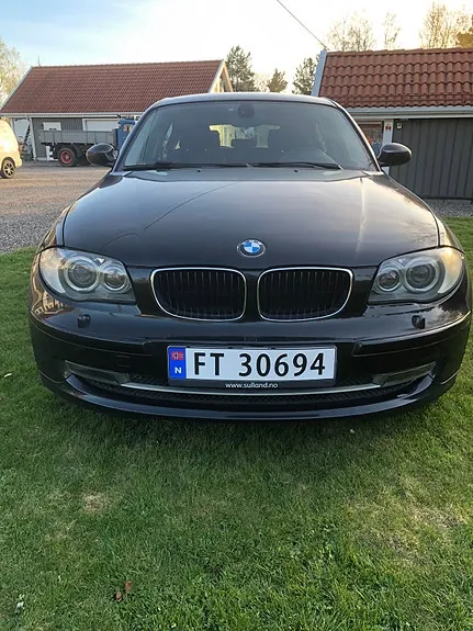 BMW 118D 2009 photo 3