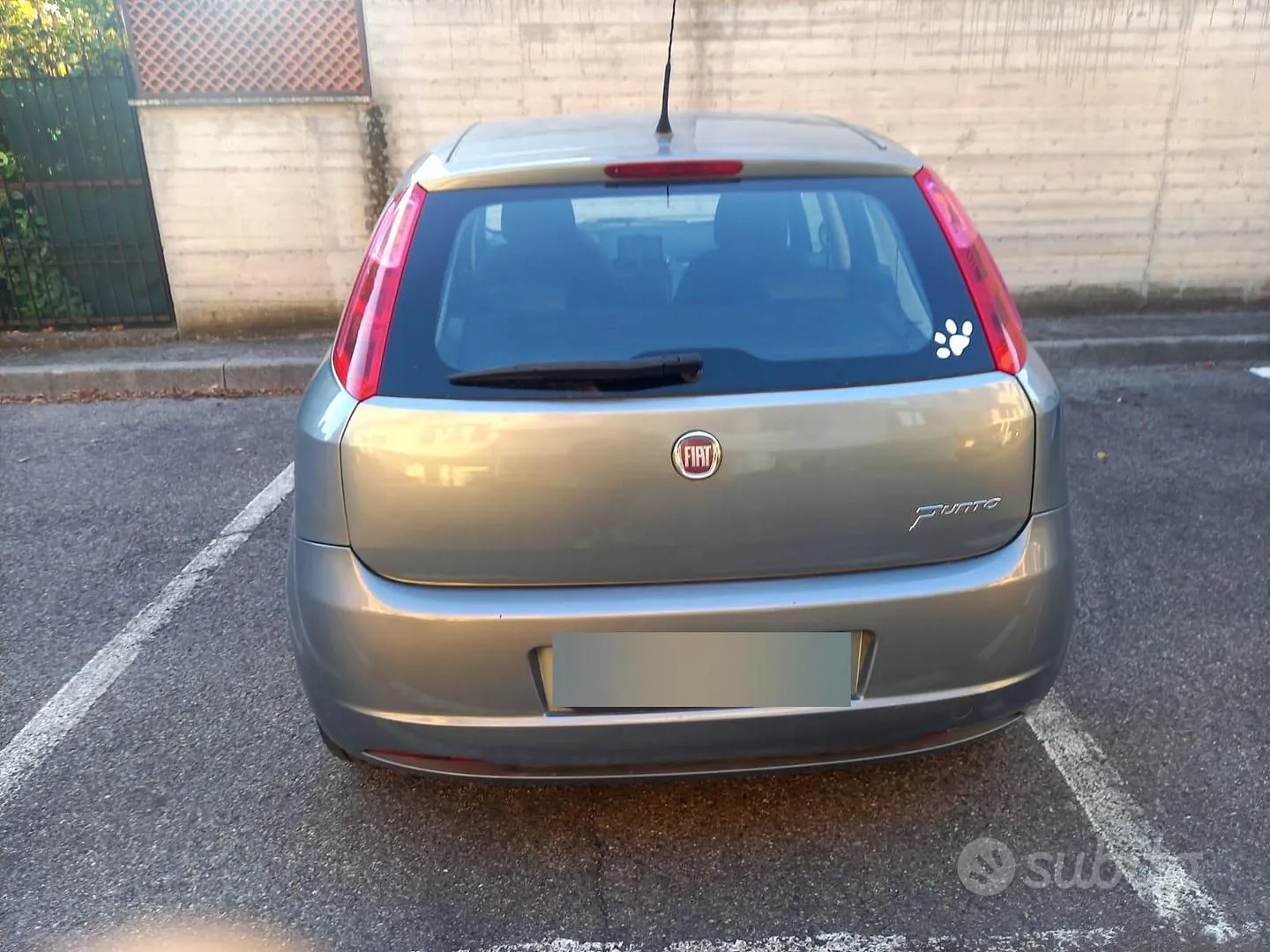 Fiat Grande Punto 2007 photo 2