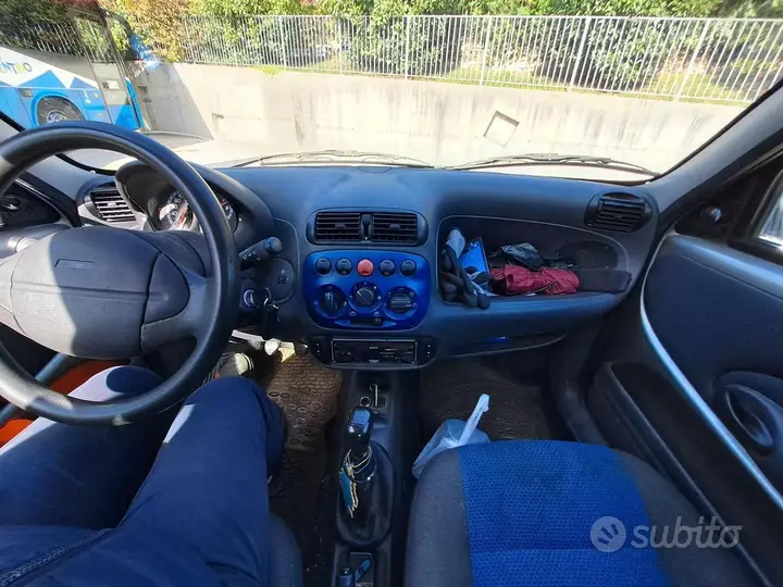 Fiat Seicento 2001 photo 5