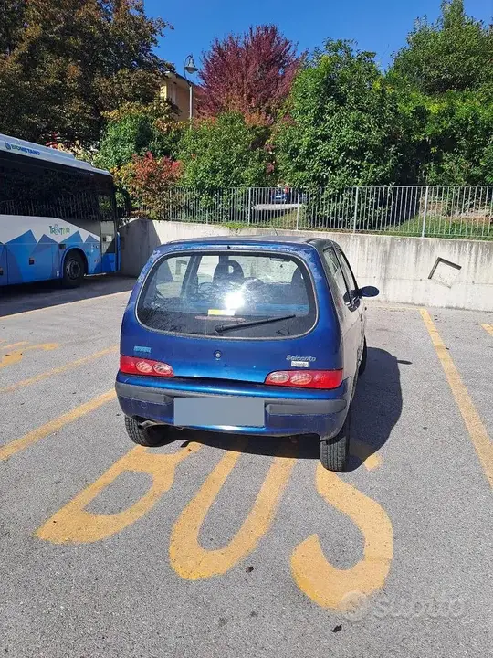 Fiat Seicento 2001 photo 2