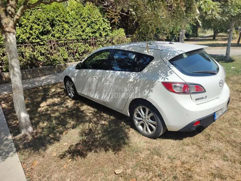 Mazda 3 2010 photo 2