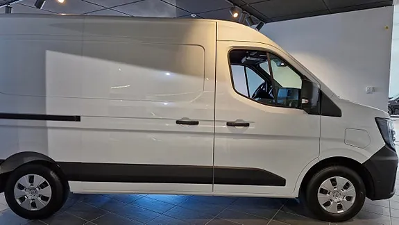 Nissan Interstar 2025 photo 4