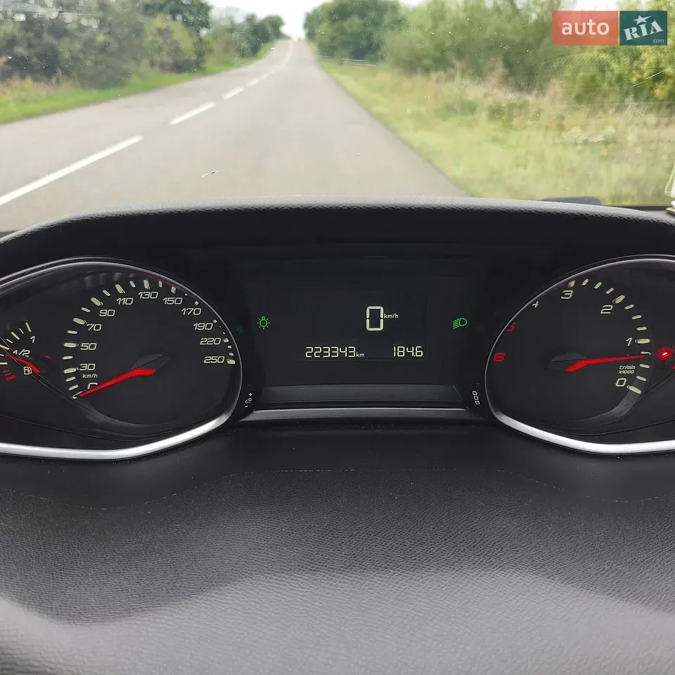 Peugeot 308 2014 photo 2