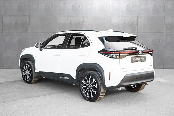 Toyota Yaris Cross 2023 photo 2