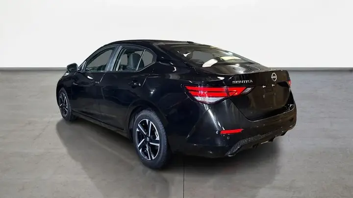Nissan Sentra 2024 photo 3