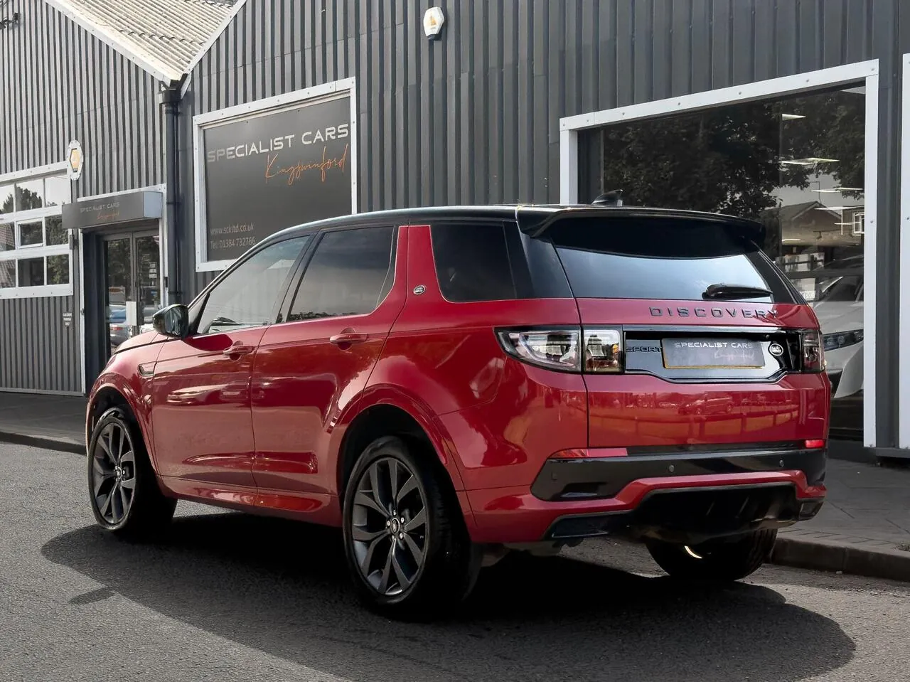 Land Rover Discovery Sport 2022 photo 2