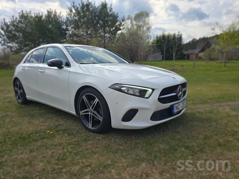 Mercedes-Benz A180