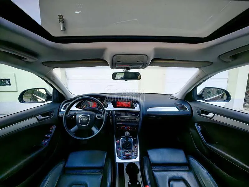 Audi A4 2009 photo 2